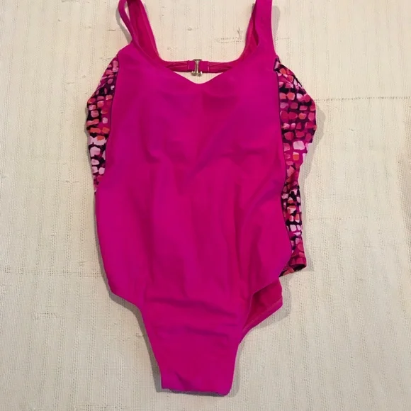 Catalina Sporty H-Back Side Insets One Piece Swimsuit Sz 2X (18W-20W) Pink - Picture 2 of 5